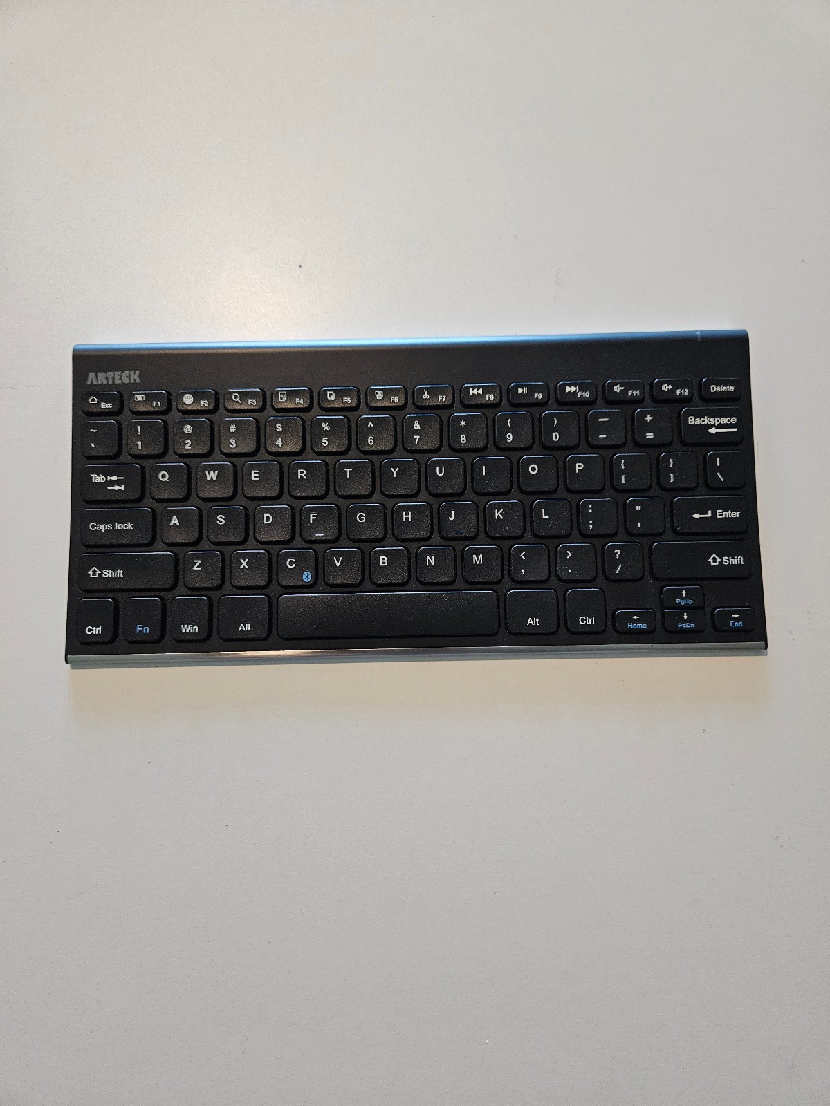 Arteck HB086 Bluetooth Rechargeable Stainless Steel Keyboard for iOS/Android/PC