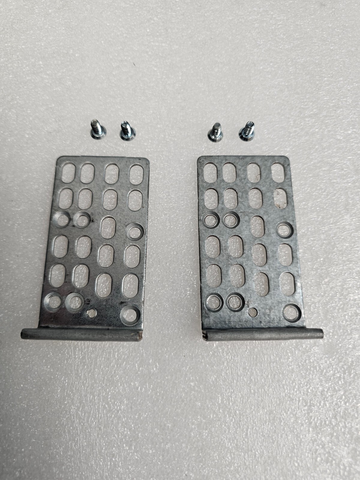 Cisco STK-RACKMOUNT-1RU Rack Mount Kit 1900/2900XL/3500XL/2950 Catalyst Series
