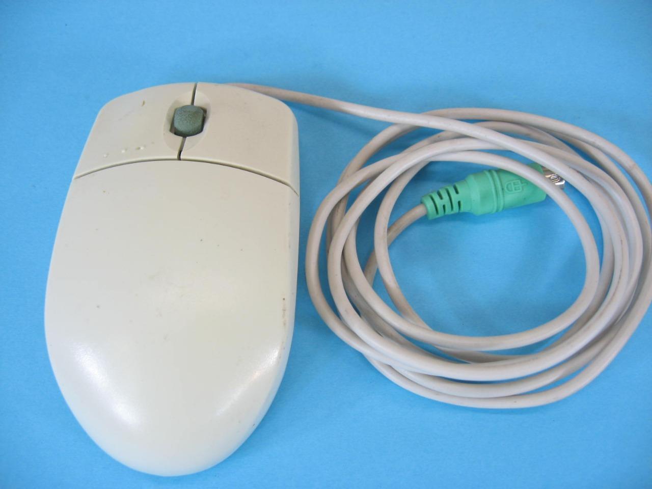 Mitsumi PS/2 Three Button Scroll Wired Ball Mouse ECM-S5002 Cleaned Tested