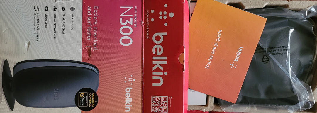 Belkin N300 Wi-Fi N Router New - Open Box