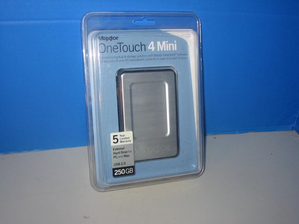 OneTouch 4 Mini 250GB External Hard Drive PC and Mac NEW Seagate Maxtor