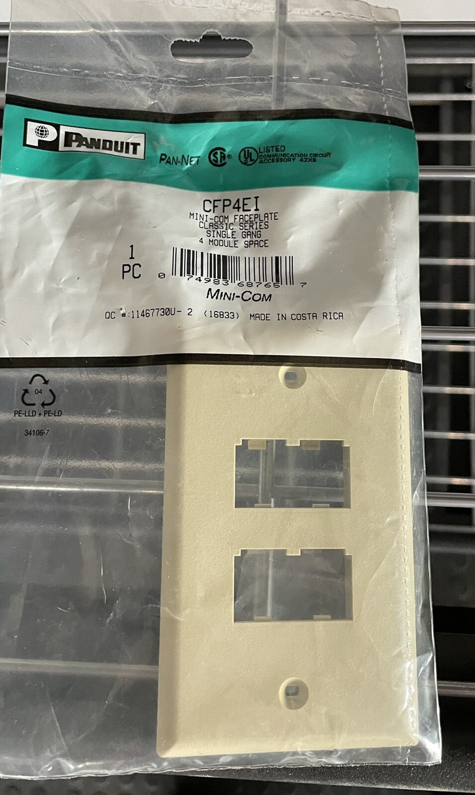Panduit CFP4EI 4-Port Electric Ivory Mini-Com Faceplate Box of 10