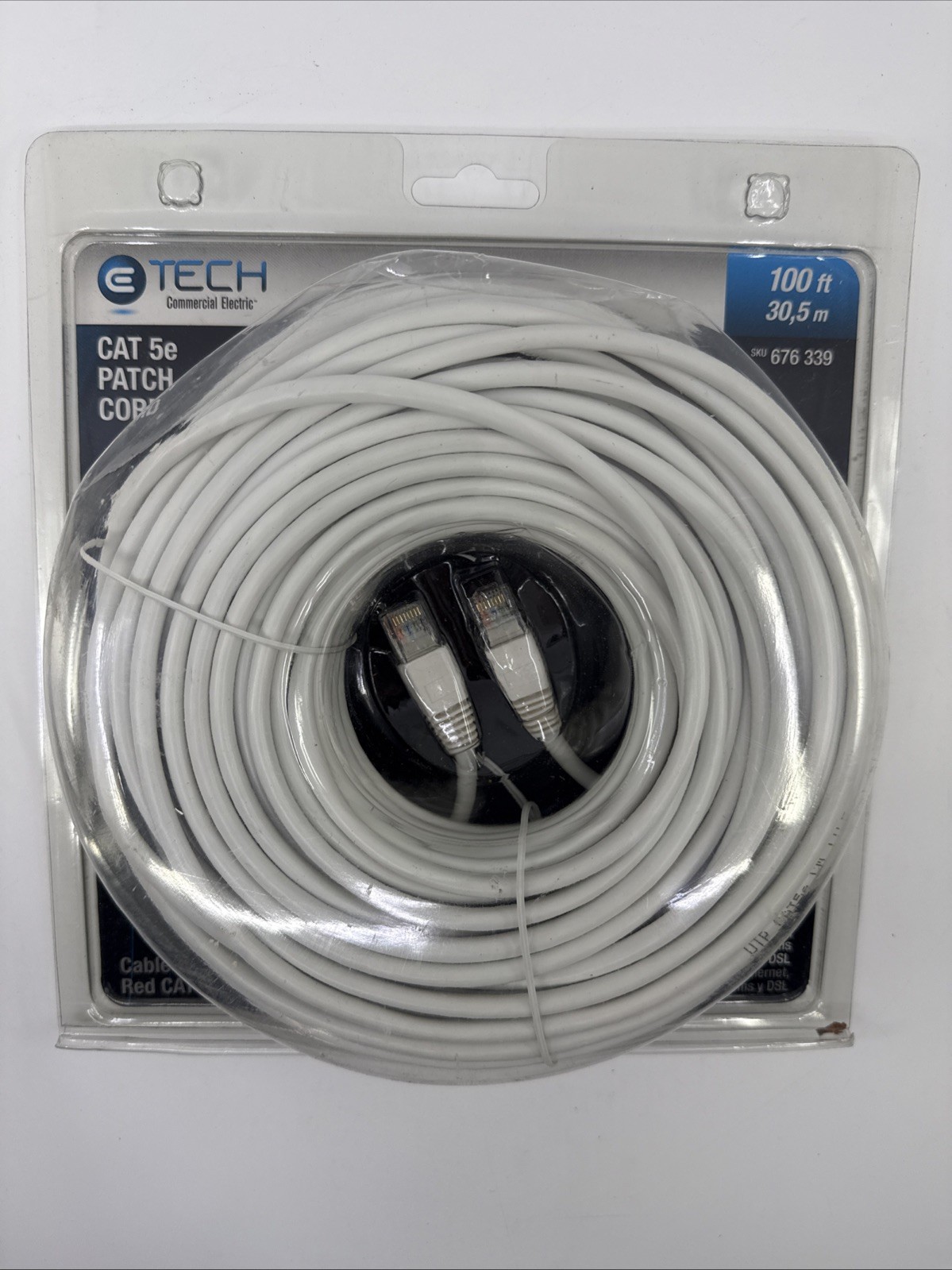 Commercial Electric White Tech Hi-Speed Cat 5e cable Patch Cord 100ft \ 676 339