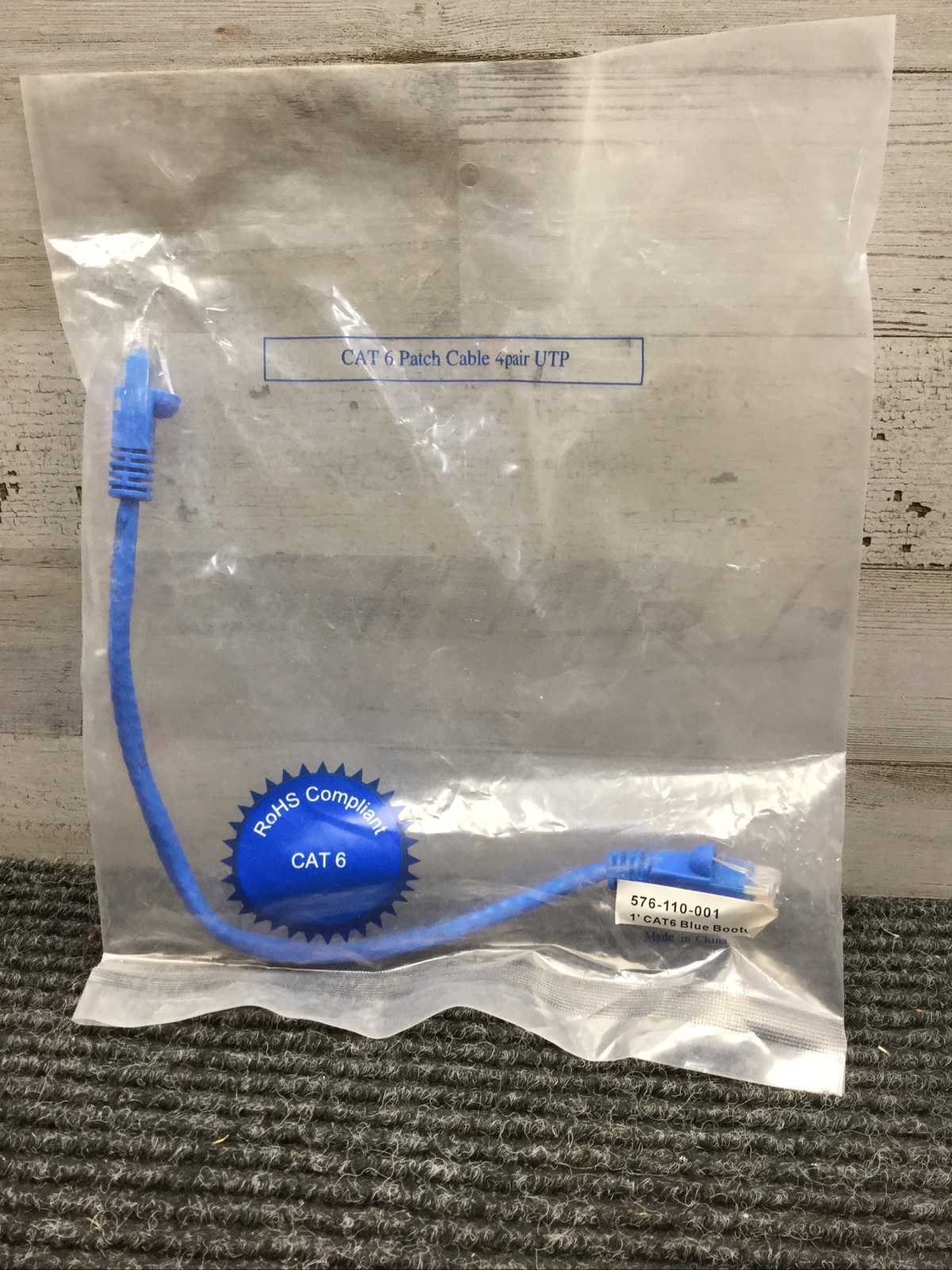 New 1 Foot CAT 6 Patch Cable 4 Pair UTP 576-110-001 