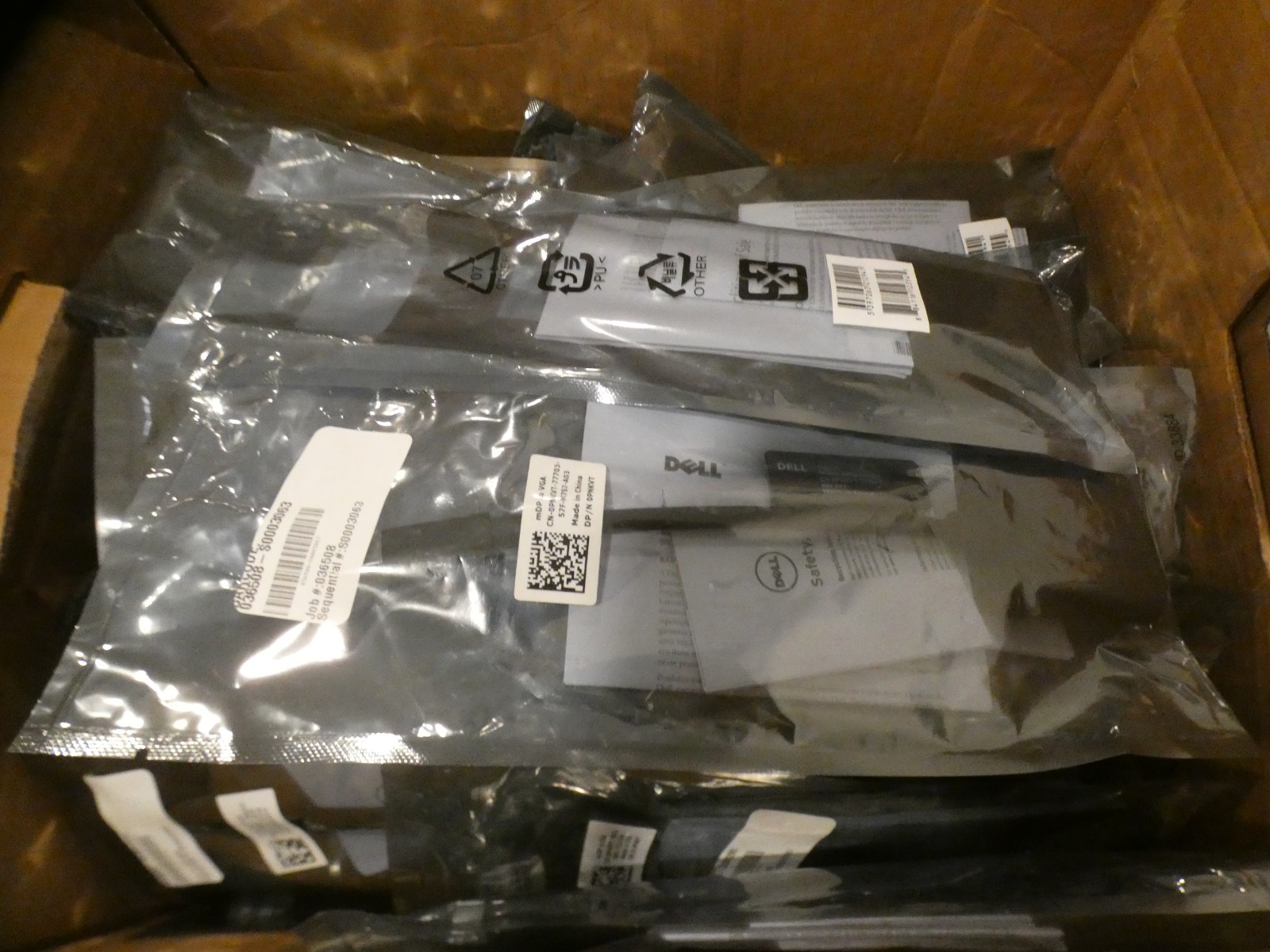 Dell mDP to VGA 0PNKVT Mini Display Port to VGA Dongle Adapter (Lot of 10 NEW)