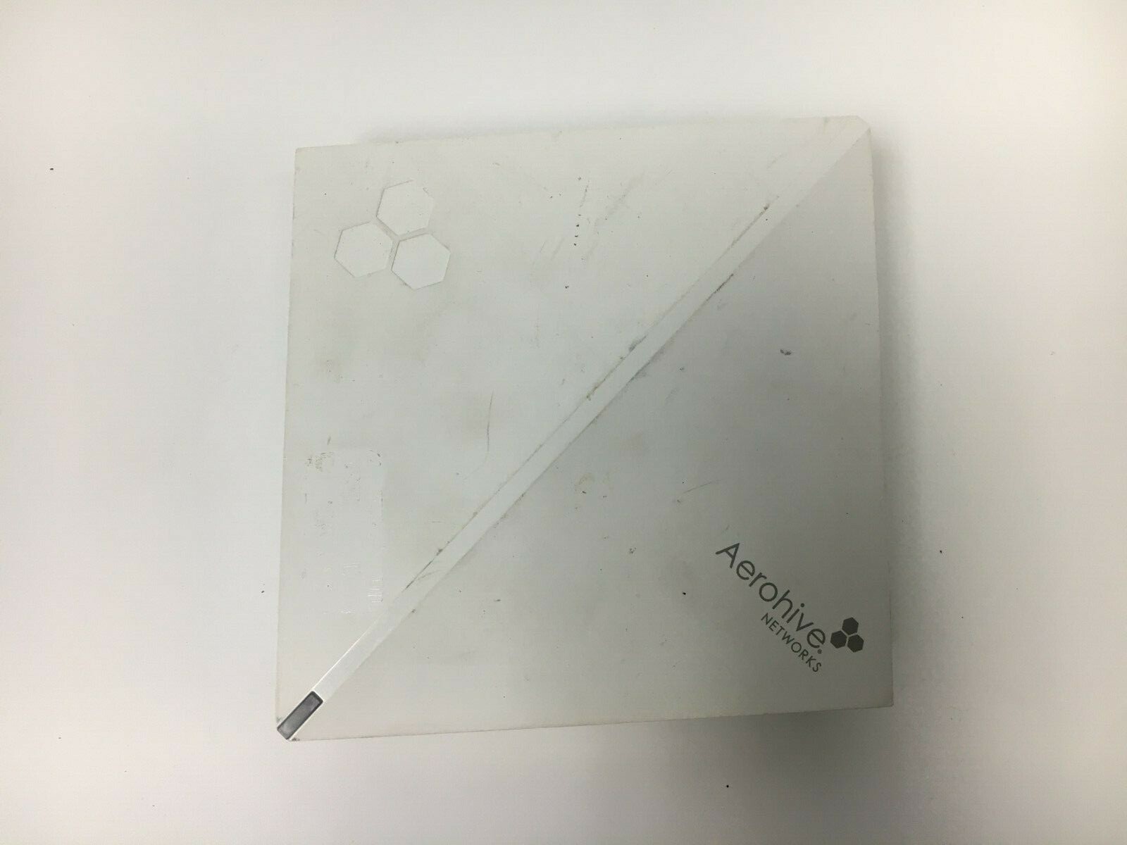 Aerohive AP130 AH-AP-130-AC-FCC Wireless Access Point