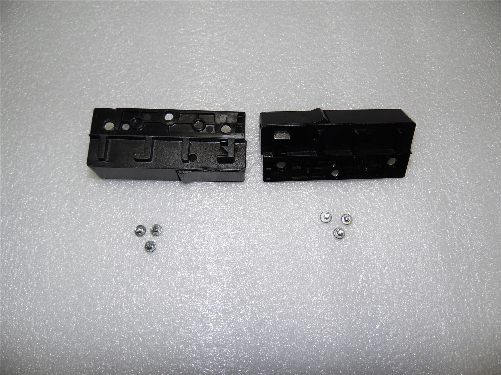 DELL POWEREDGE R520 R720 R820 SERVER 2U CHASSIS LEFT / RIGHT RACK EARS