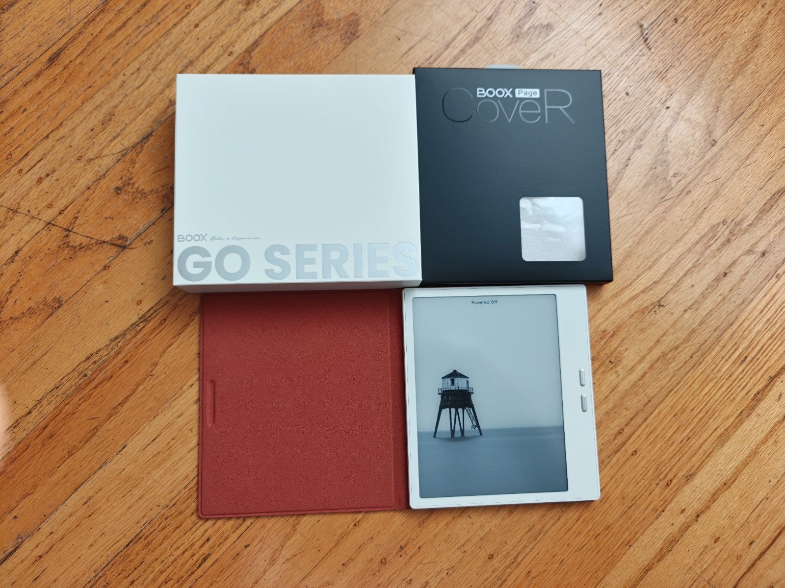 Boox Go 7 B&W - 7" White Android Ereader with Folio Case Bundle