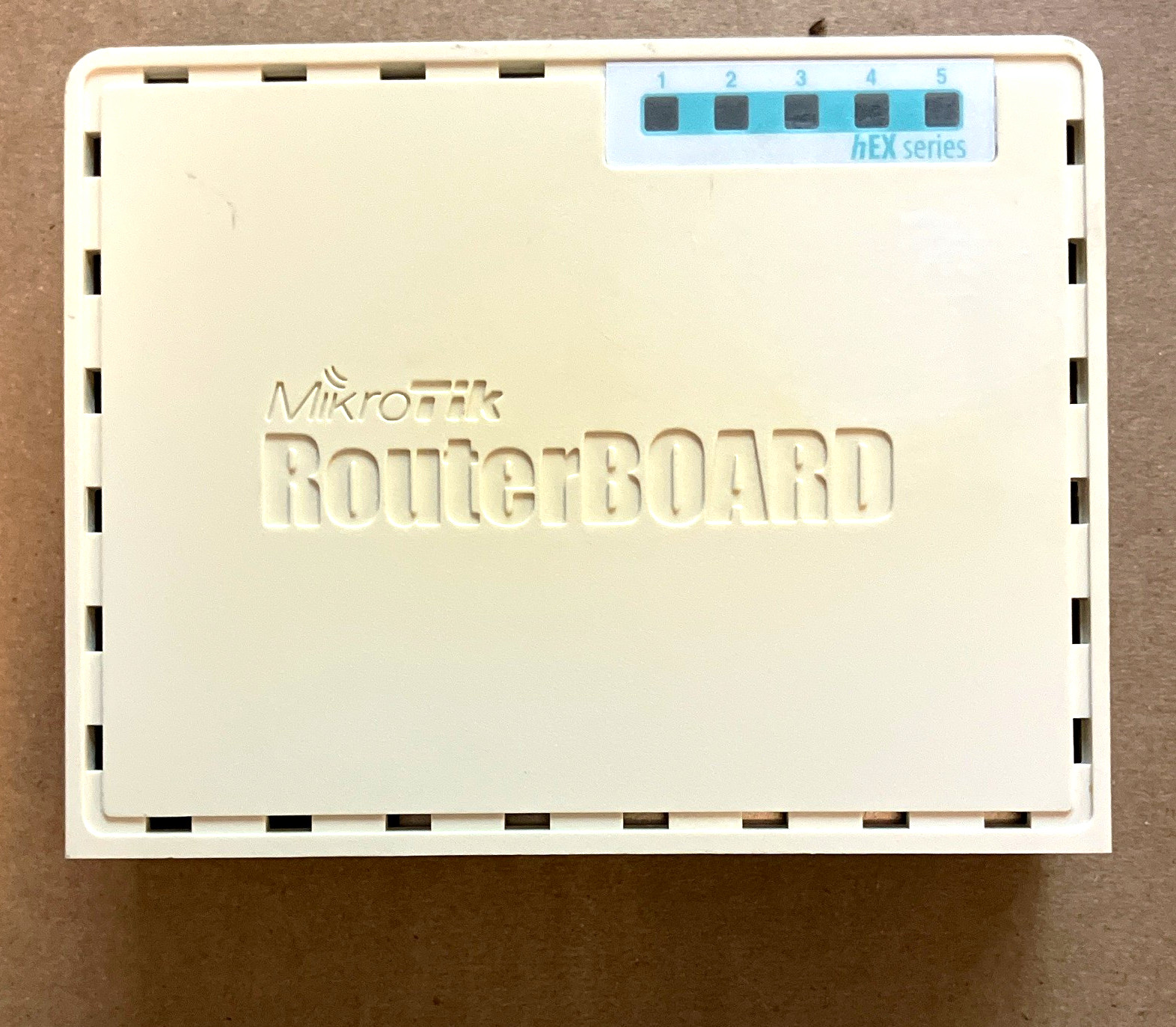 MikroTik hEX RB750Gr2 RouterBOARD RB750Gr2 5-Port Gigabit PoE White