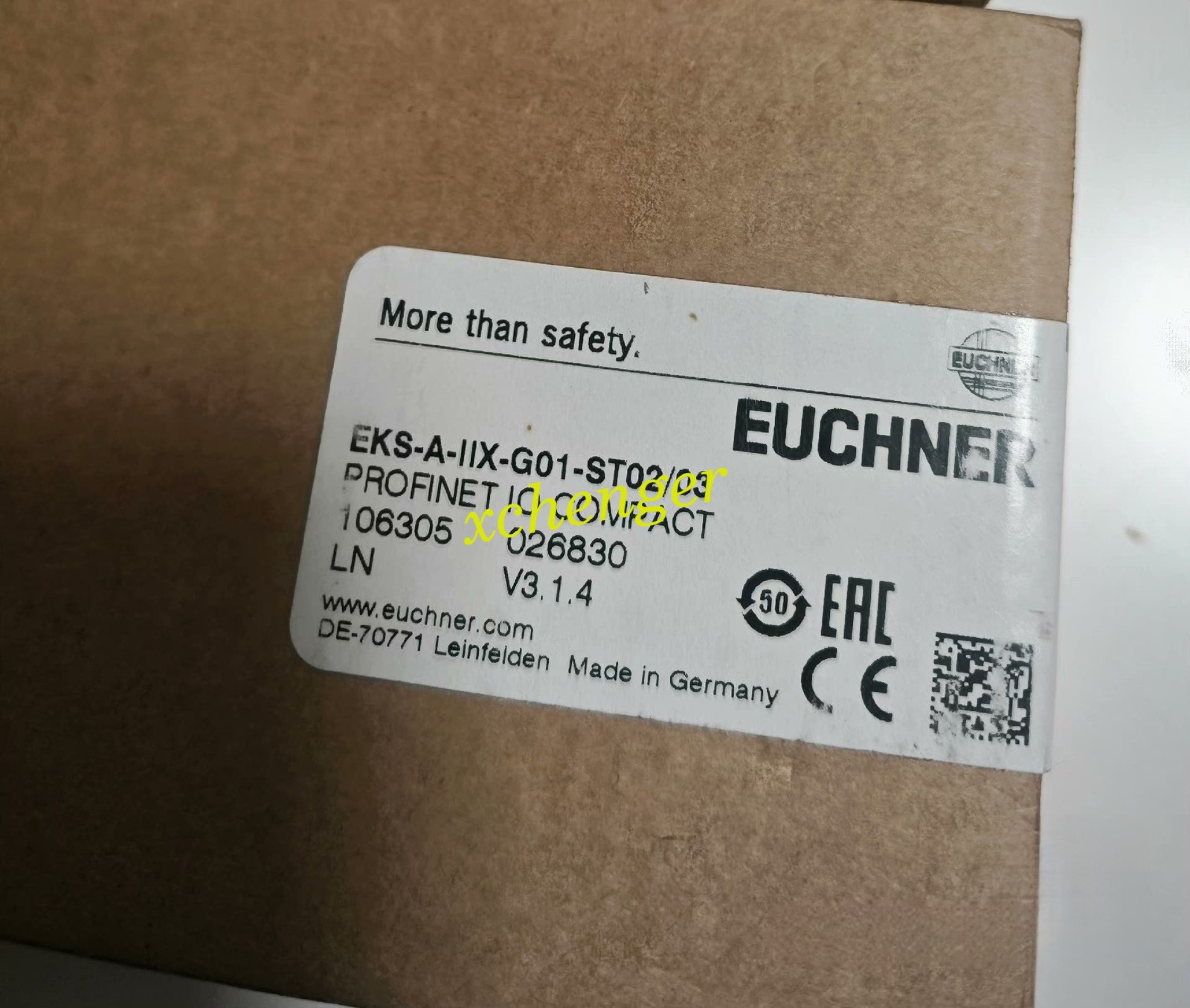 1PCS Euchner 106305 Safety Module EKS-A-IIX-G01-ST02/03  new via FedEx or DHL