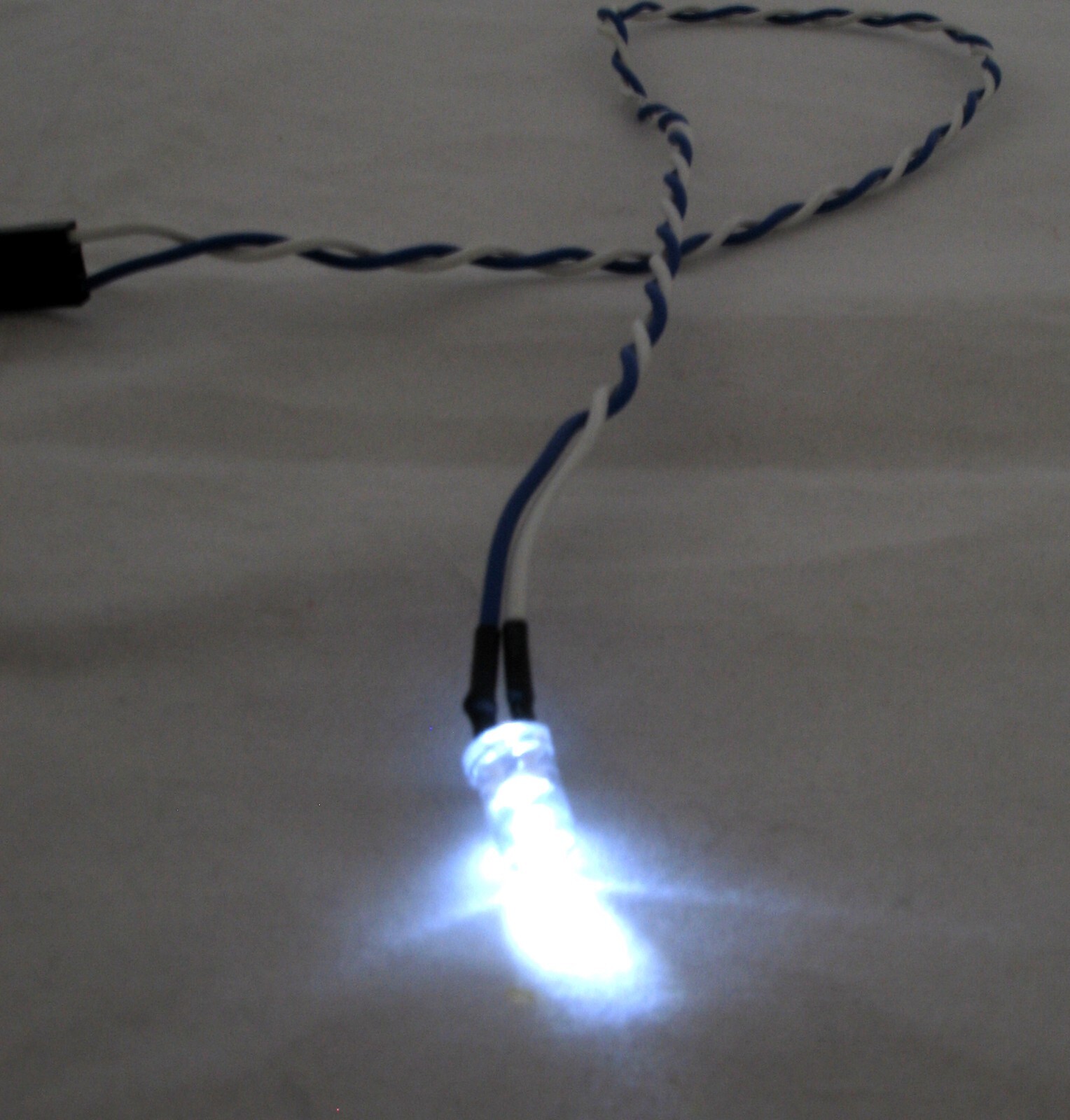 Computer Case Panel 3mm White LED Light 12VDC 16" Wires Universal Fit Tailed LED
