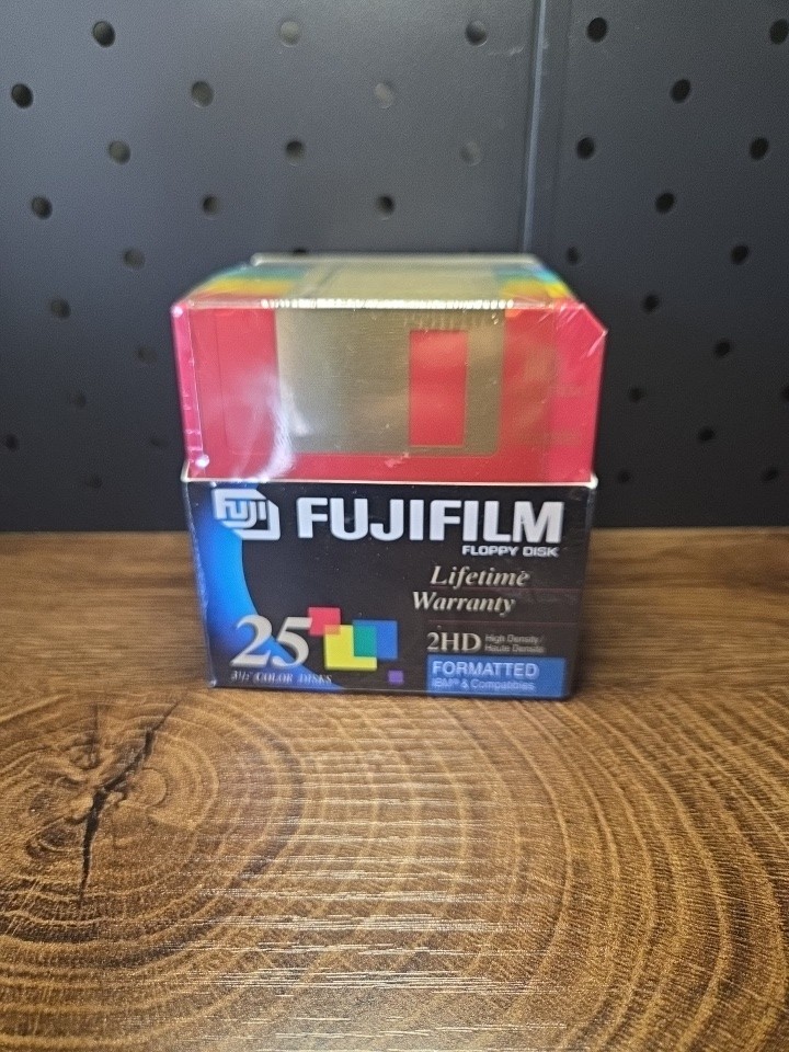 Fujifilm 25 Floppy Disks  3-1/2" Color Disks 2HD Formatted IBM Brand New Sealed