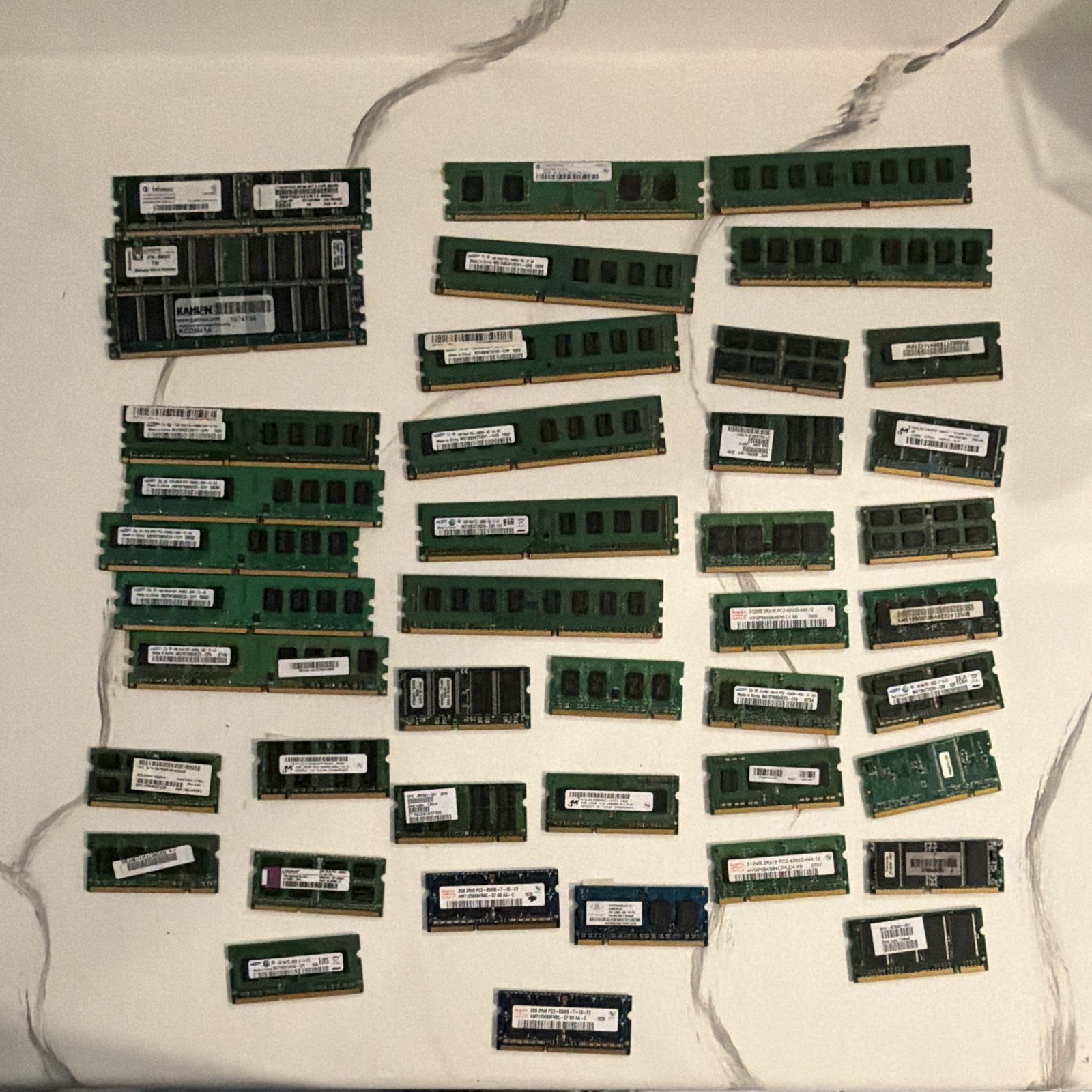 Huge Mixed RAM Lot 35+ Sticks DDR3 DDR2 Desktop DIMM SO-DIMM Untested PLS OFFER$