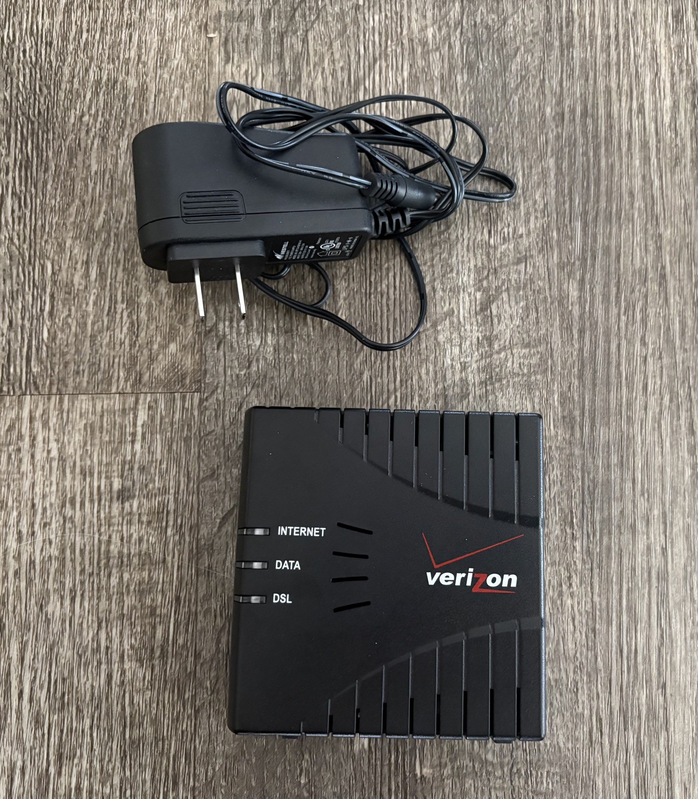 Network Device Westell F90-611016-06 ADSL2+ DSL Modem Model 6110F