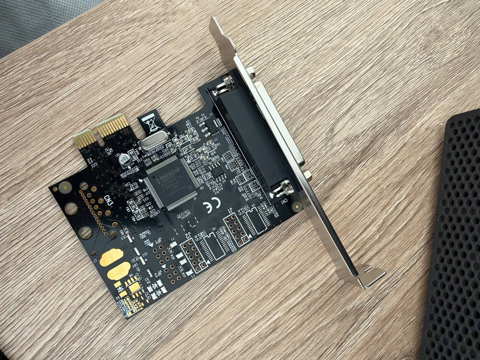 Syba 1-Port DB-25 Parallel PCI Express x1 Adapter Card SD-PEX10005