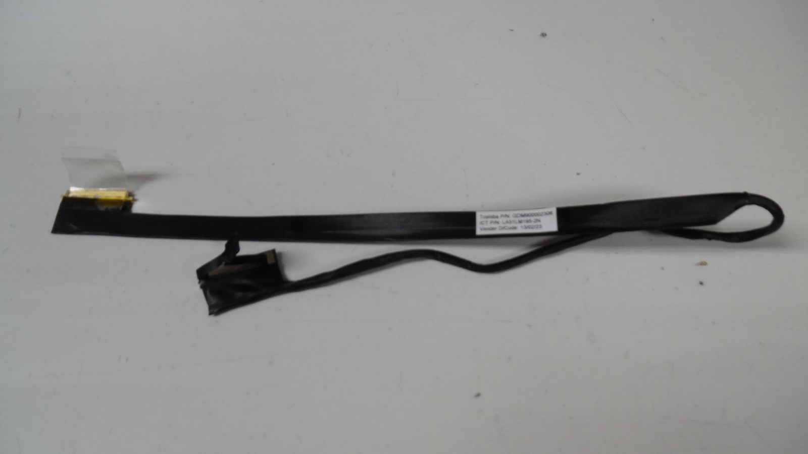 Toshiba Tecra R950 40-Pin Flat LCD Cable - GDM900002306 - Tested