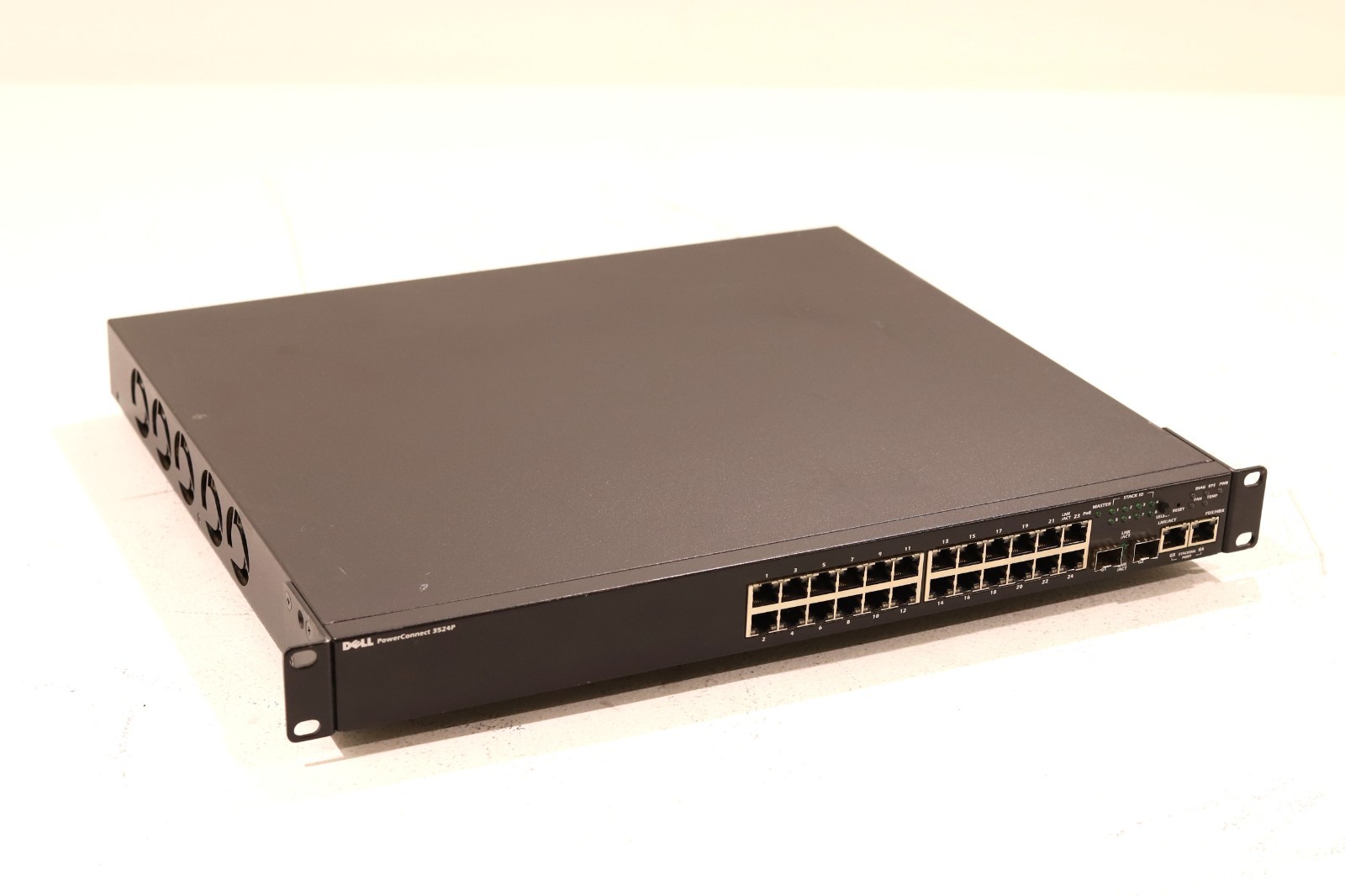 Dell PowerConnect 3524P 24-Port 10/100 PoE Managed Network Switch with Ears