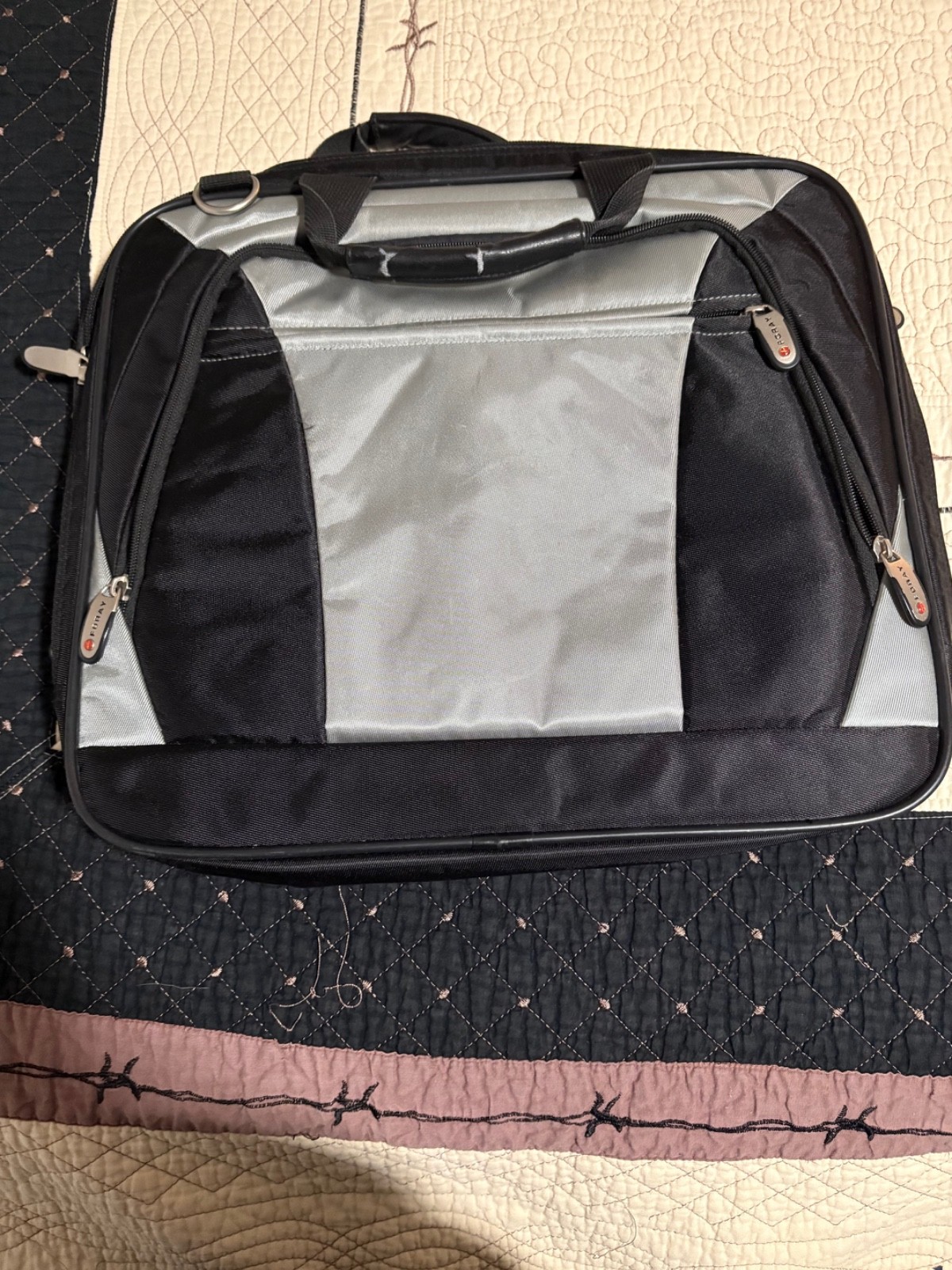 Foray Laptop Computer Bag/Briefcase