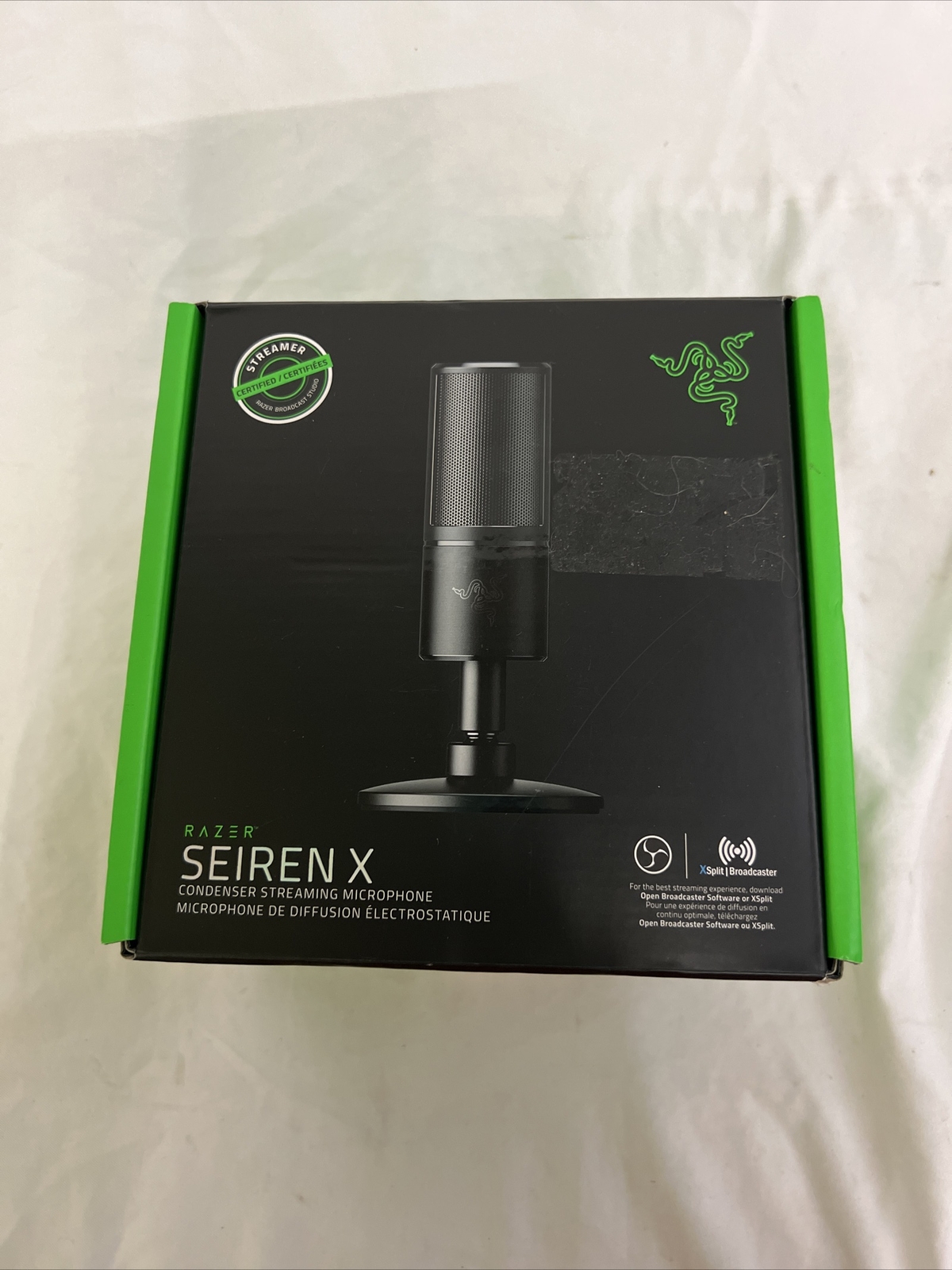 Razer Seiren X Black USB Streaming Microphone built-in Shock Mount
