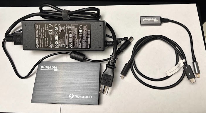 Plugable Thunderbolt 4 Hub | 3X Thunderbolt 4 Ports