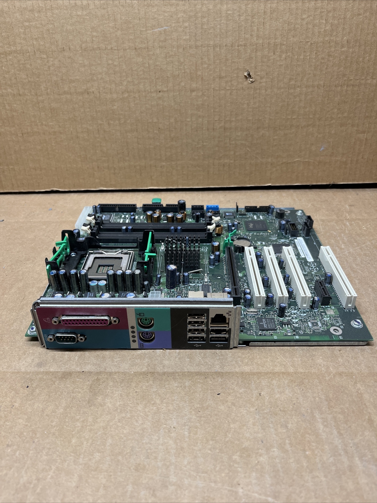 U7084 Dell Dimension XPS G4 P4 System Board W/O CPU W/Tray Tested Working