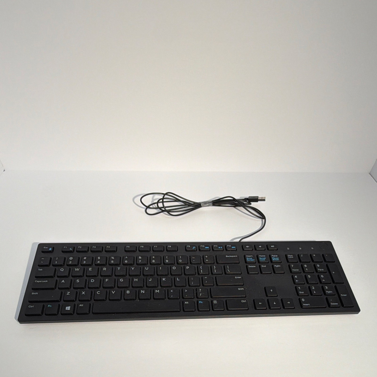 DELL-Wired USB Full-Size Black Keyboard, QWERTY English, Multimedia Integration