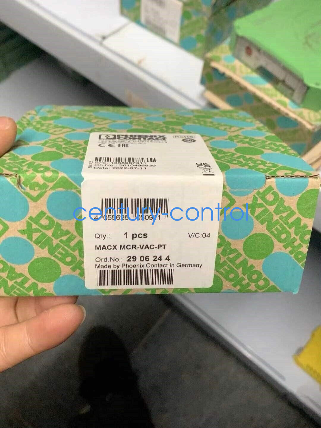 1PCS NEW MACX MCR-VAC-PT 2906244 Isolator Fast shipping#DHL or FedEx