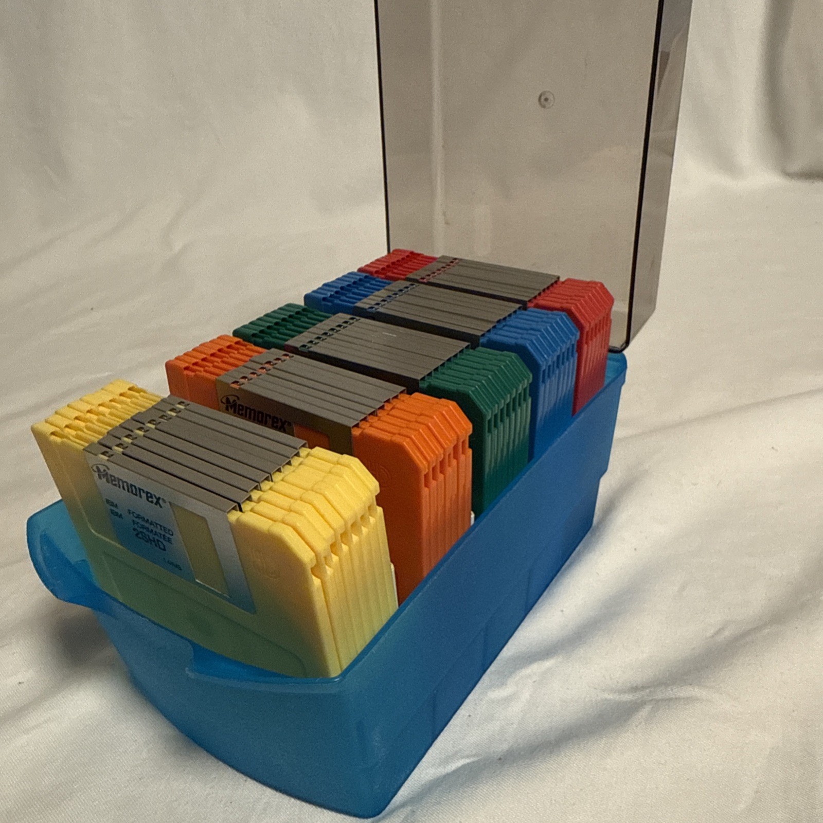 40 Memorex 3.5" 1.4 MB Floppy Disks IBM Formated 2SHD In Storage Case