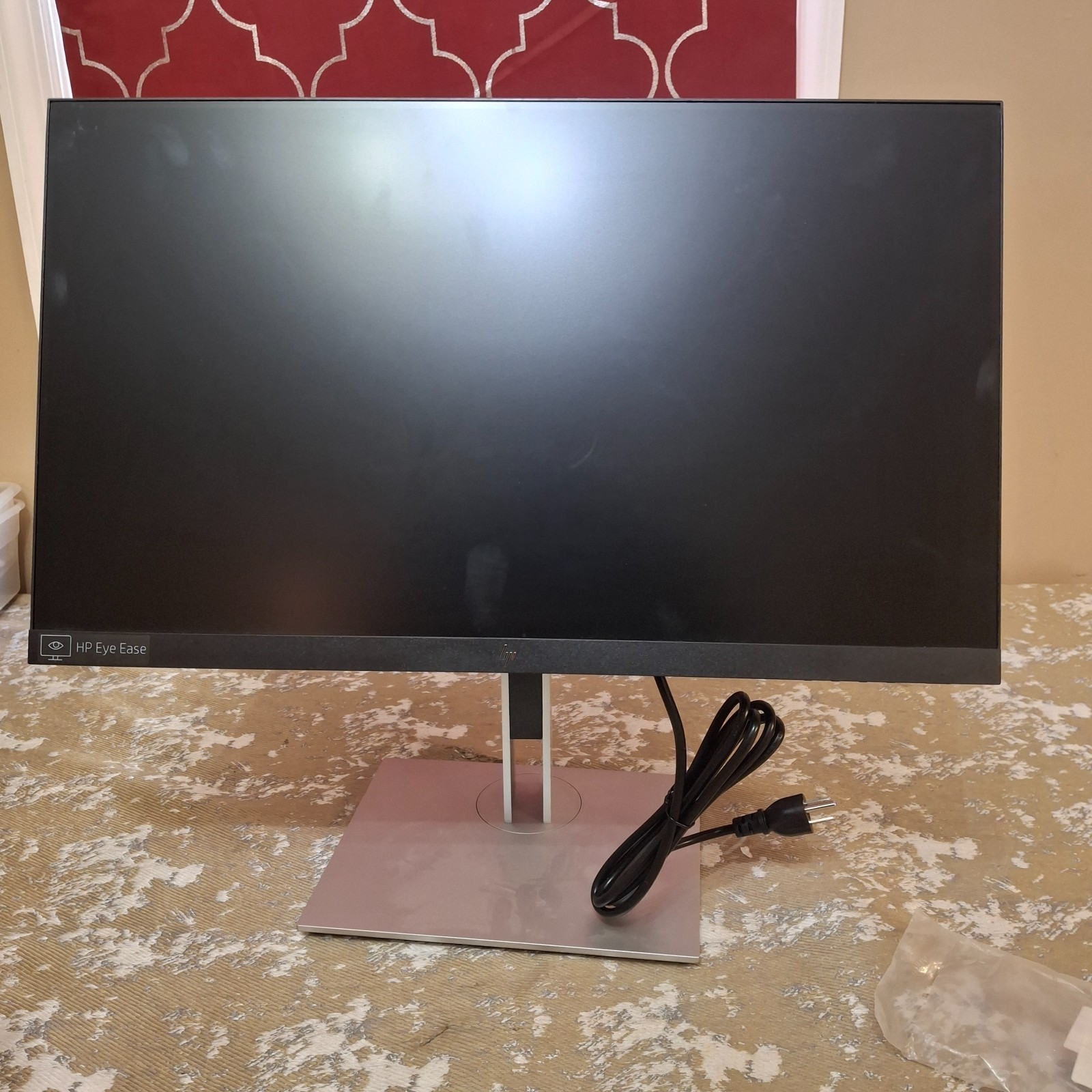 HP E24 G4 FHD Monitor 24" Display Model HSD-0054-W 9VF99A Eye Ease 2021 w/ Base