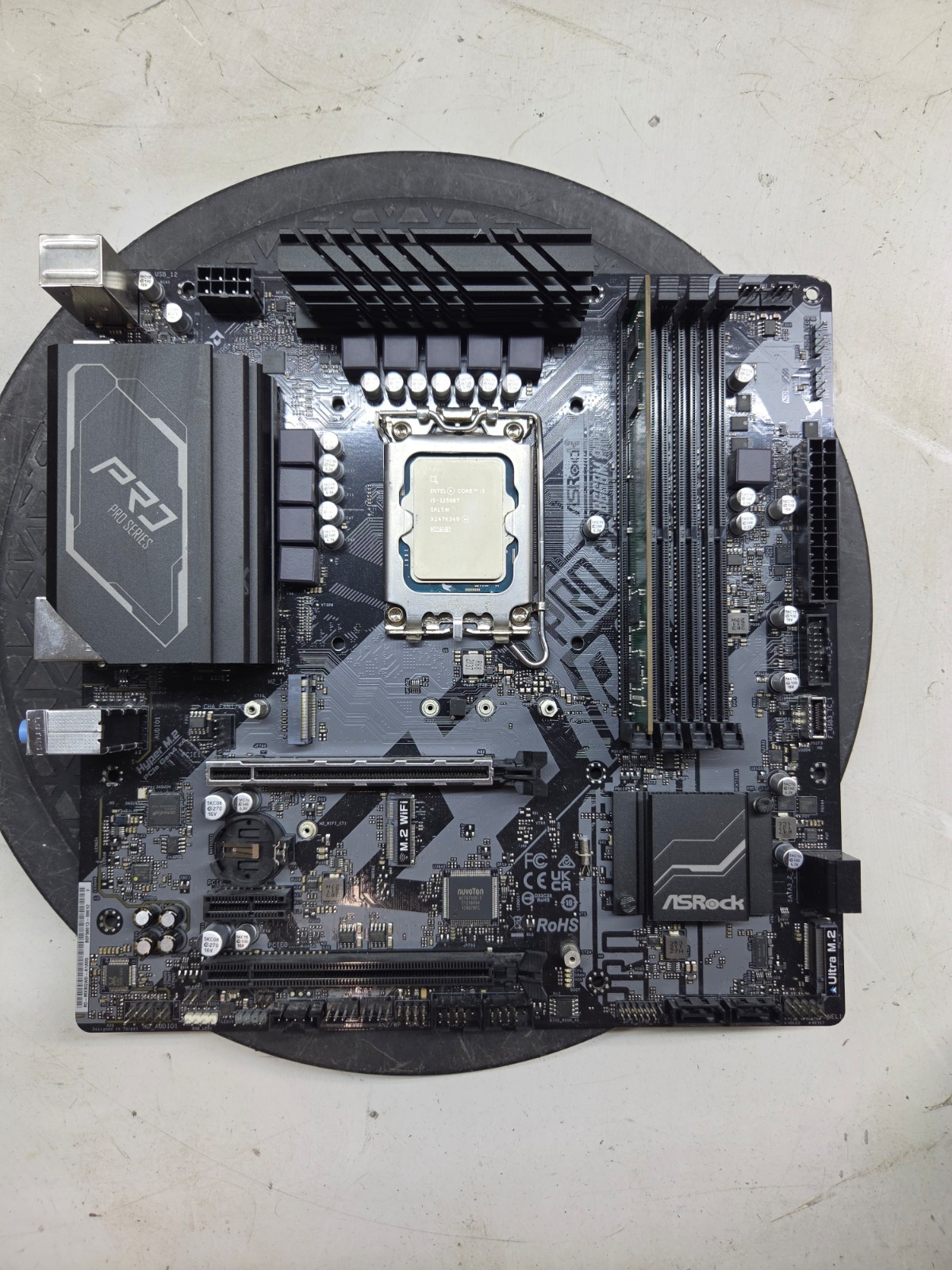 ASRock B660M Pro RS 5.04 Intel Core i5-12500T 2GHz 4GB No I/O Shield