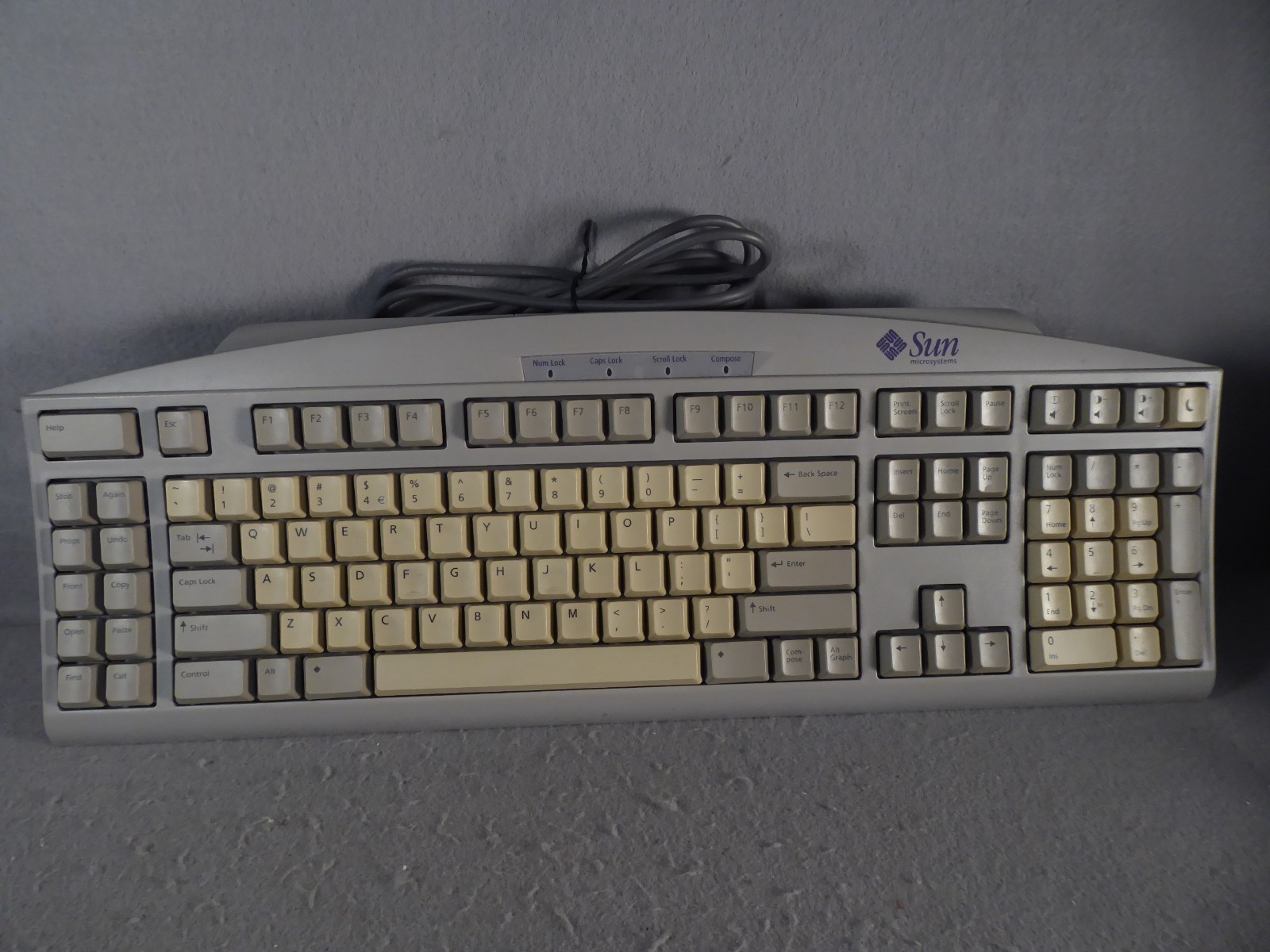 Sun Microsystems 320-1271 Type 6 USB Wired Keyboard Micro Systems 3201271-01