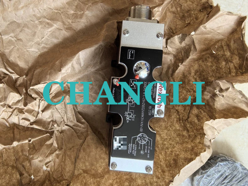 1PCS Rexroth R900930264 solenoid valve new via FedEx or DHL