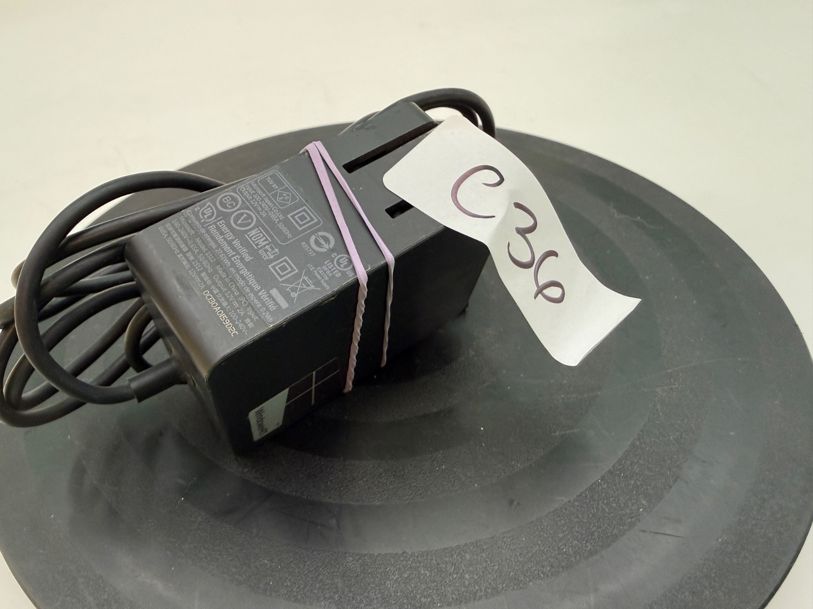 OEM  Microsoft Surface 2 Windows RT Pro 1 AC WALL PLUG 1512 12v 2A Power Supply