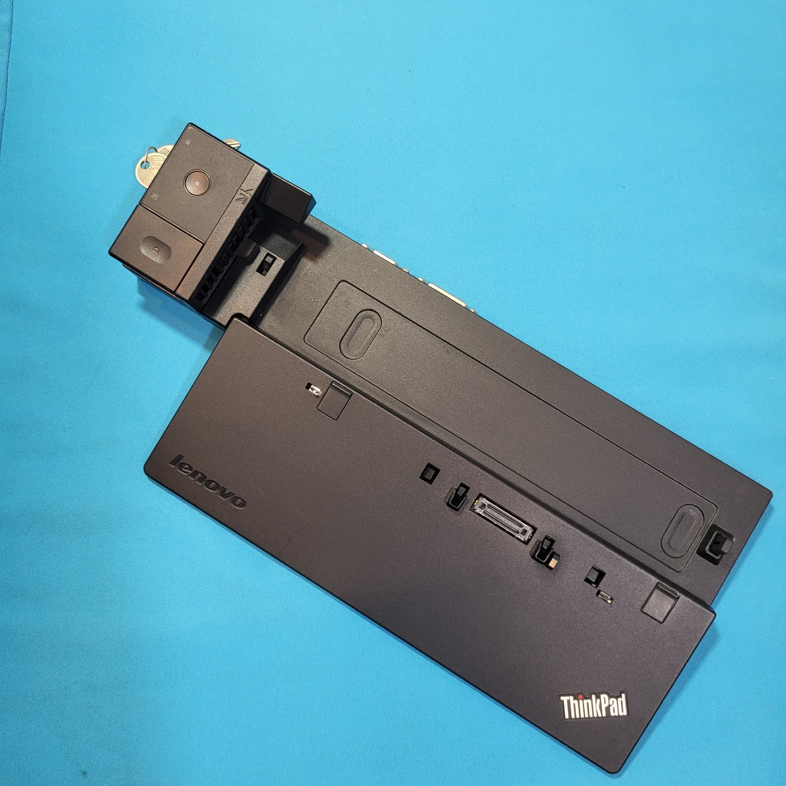 Lenovo Thinkpad Pro Dock 40A1 USB 3.0 Docking Station with Key