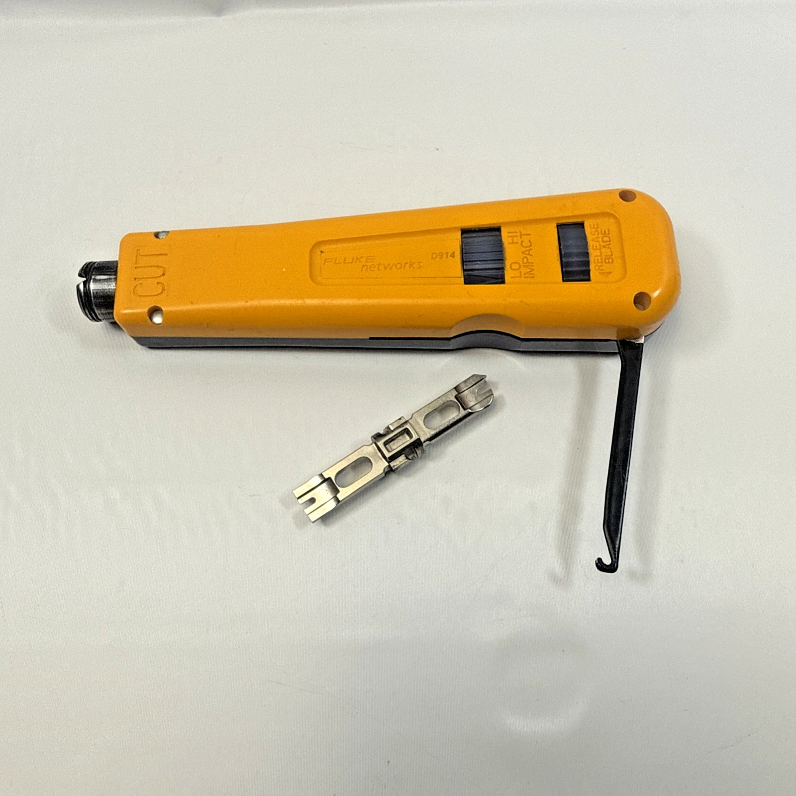 Fluke Networks D914 Impact Punch Down Tool /w EverSharp Single Blade Ethernet