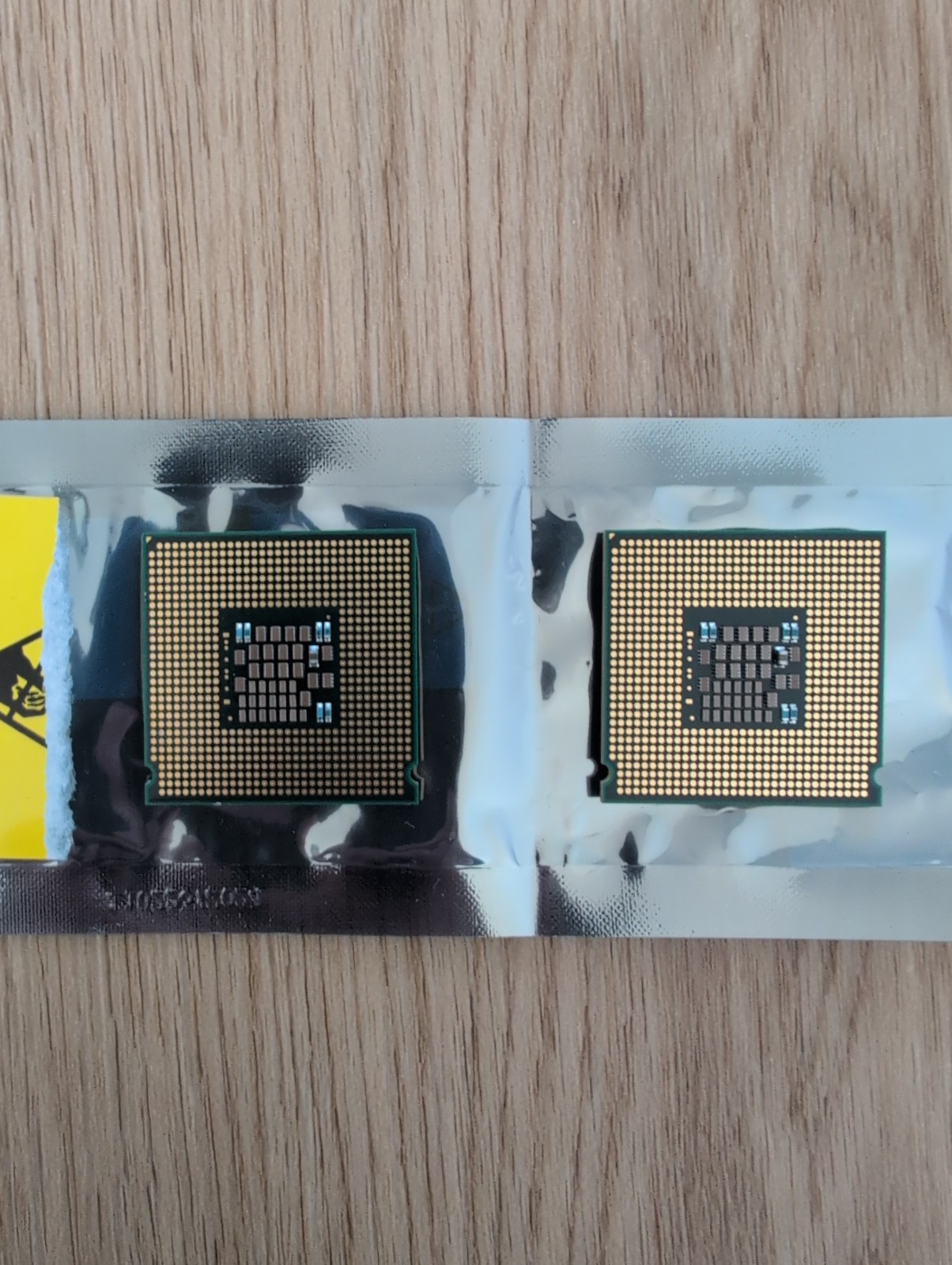 Dual Intel Xeon 5130 Dual-Core Socket LGA 771 65W Processor