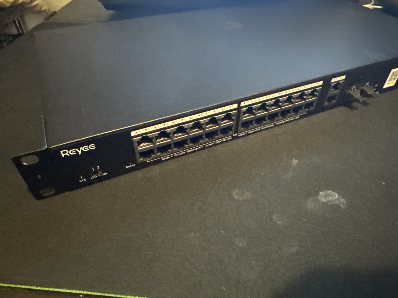 Reyee Smart Cloud Managed PoE Switch 24x Gbit PoE+ 370W - Switch (RG-ES228GS-P)