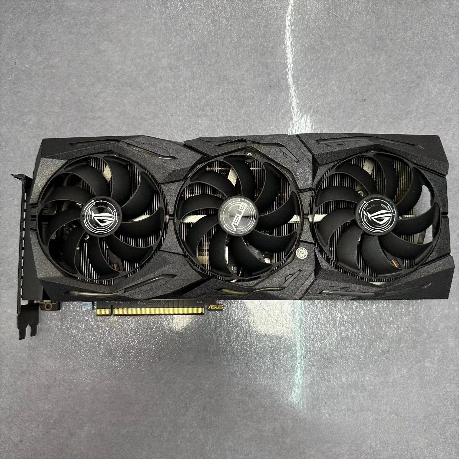 ASUS ROG STRIX Radeon RX 5700 XT 8GB GDDR6 Gaming Graphics Card