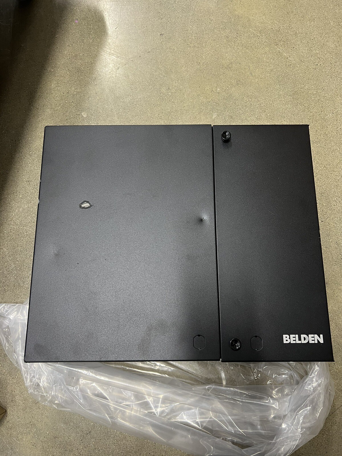 BELDEN | AX103928 FiberExpress Ultra Wall mount Patch Panel, Black (Empty)