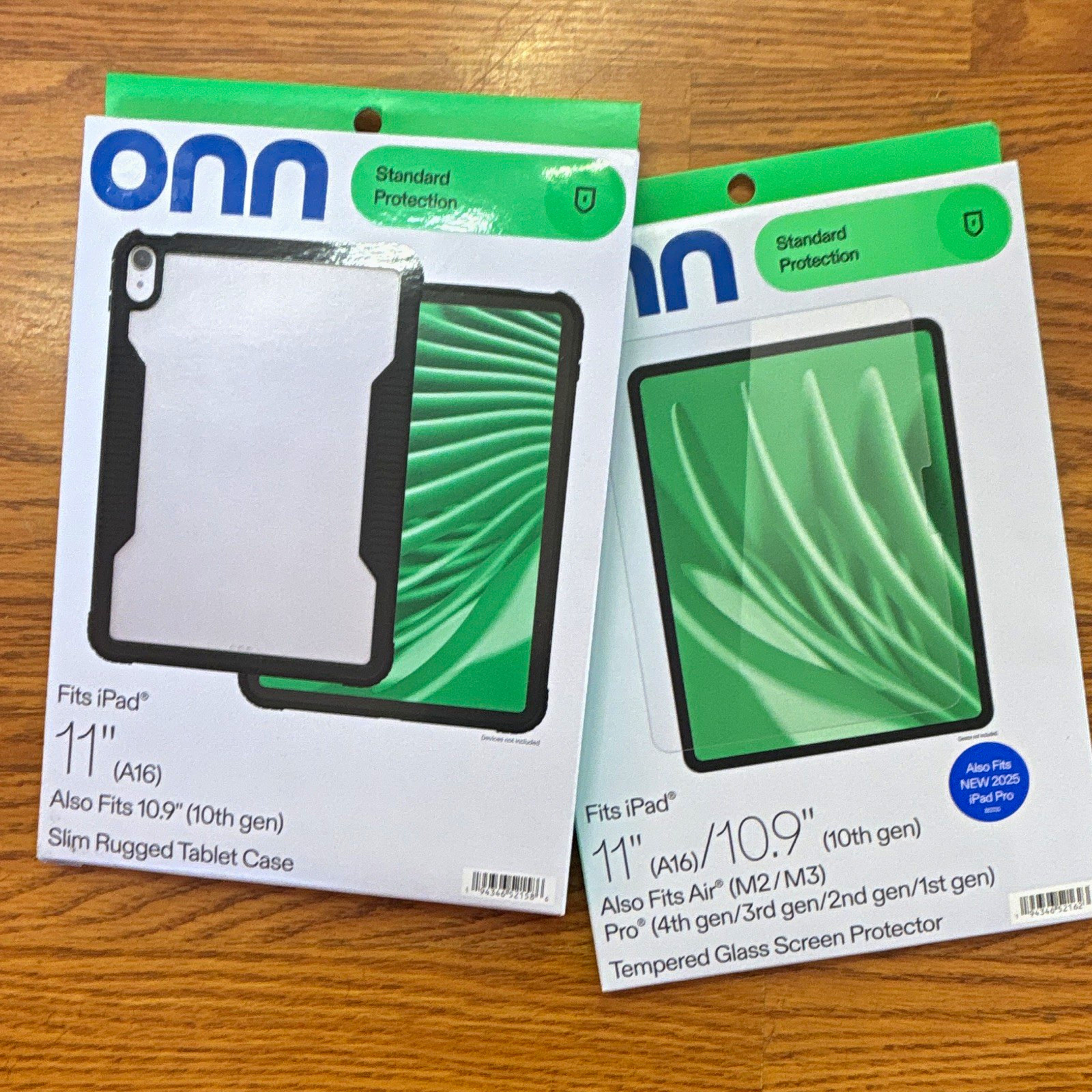 onn. Slim Rugged Shockproof Drop Protection Case for iPad 11" A16/10.9" Black