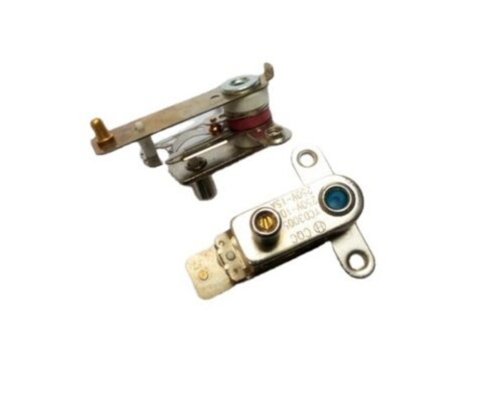 2PC NEW YCD3005 250V 10A/15A Temperature Controller