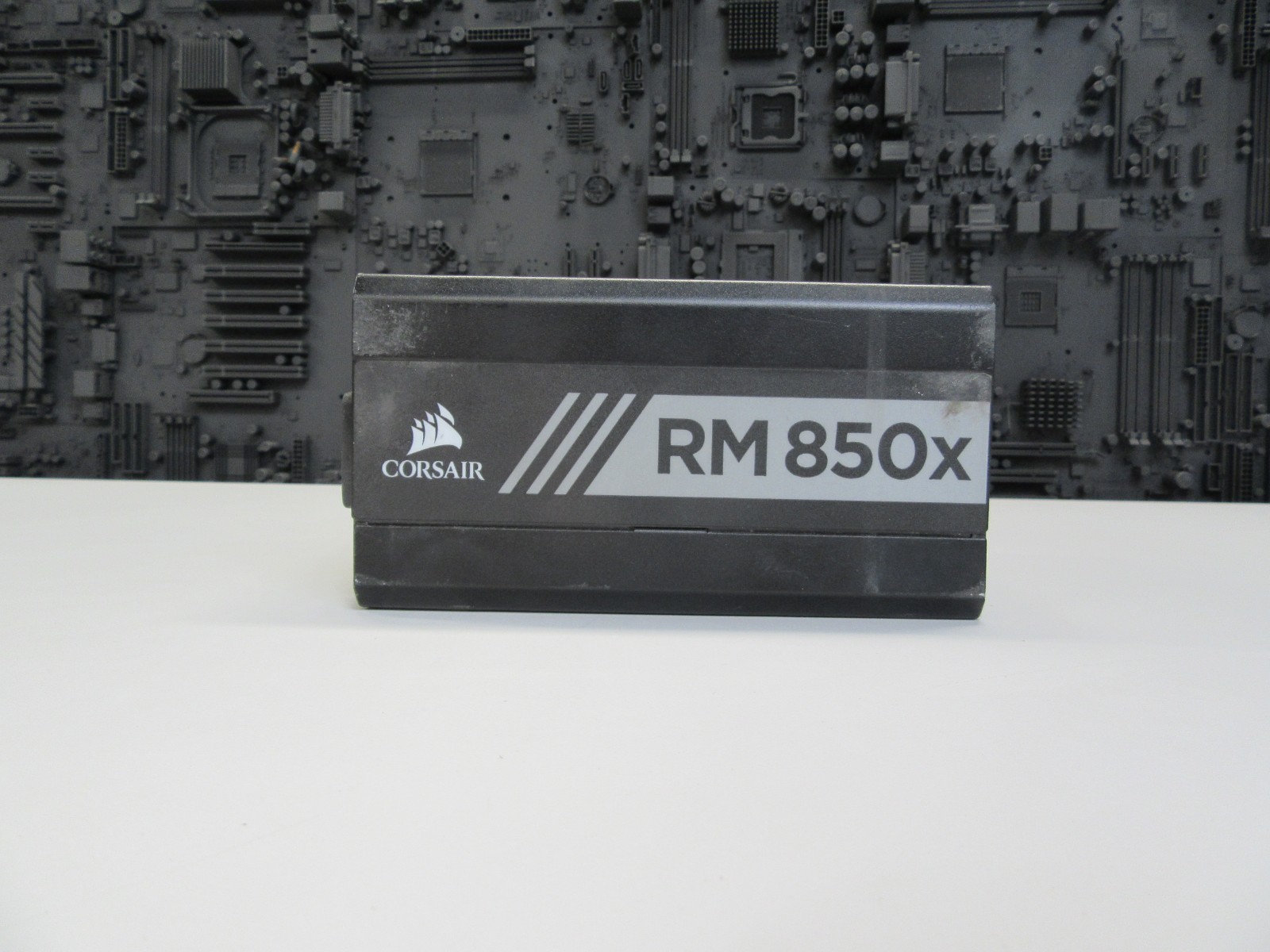 CORSAIR - RMx Series RM850x 80 PLUS Gold Fully Modular PSU (READ BELOW)