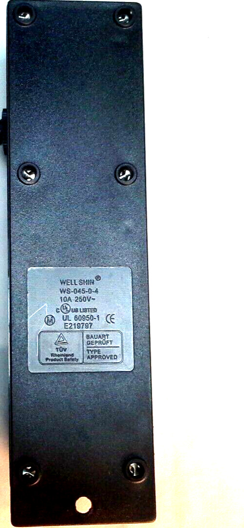 Well Shin WS-045-0-4 IEC Power Strip 10A 250V Board 1 to 4 with Switch 