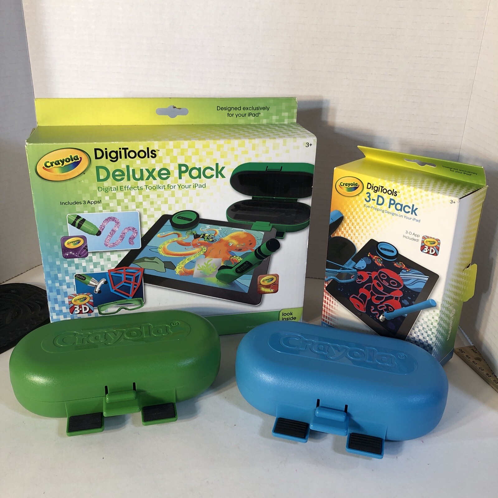 Crayola DigiTools Deluxe Pack Digital Toolkit for iPad Green & Blue Packs In Box