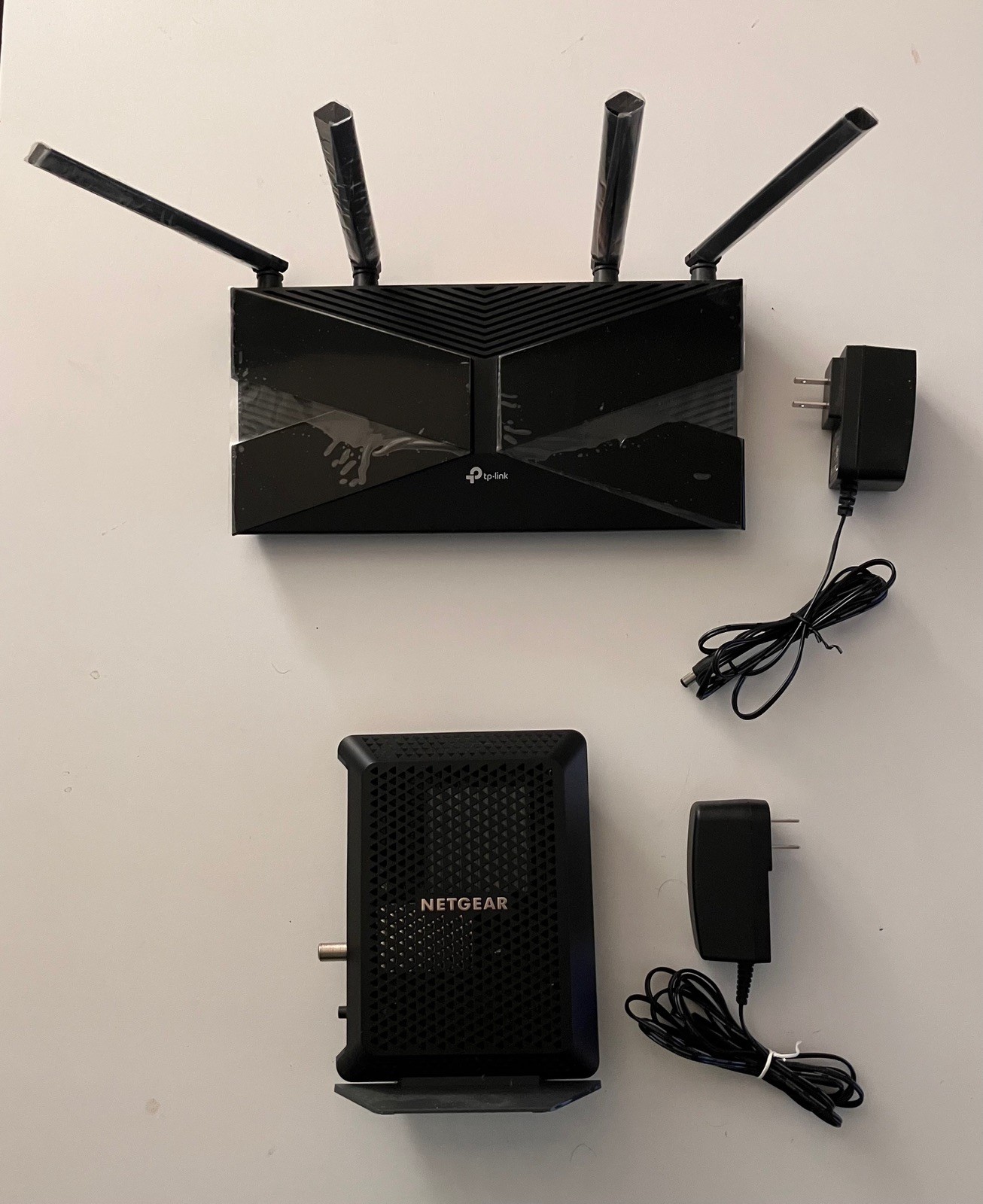 Netgear CM700 Cable Modem Docsis 3.0 & TP-Link Archer AX10 Wireless Router Combo