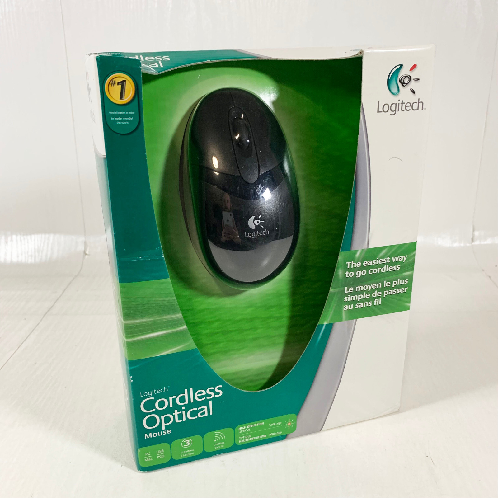 [NEW SEALED] Logitech Cordless Optical Mouse 910-000135 USB / PS2 in Box