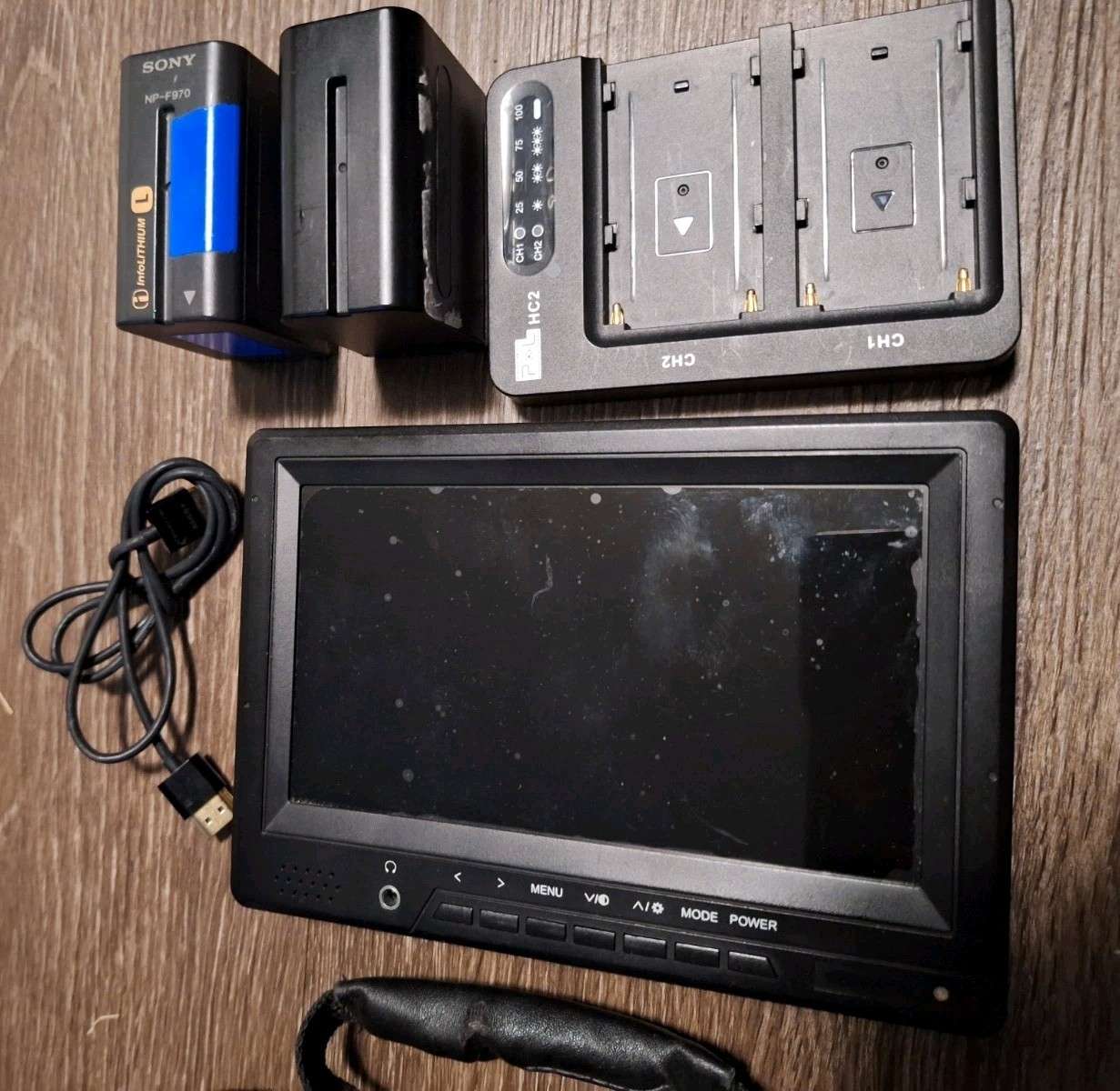 Lilliput 667GL 7" HDMI Camera Field Monitor w/ 2 NP-F970 Batteries Charger 