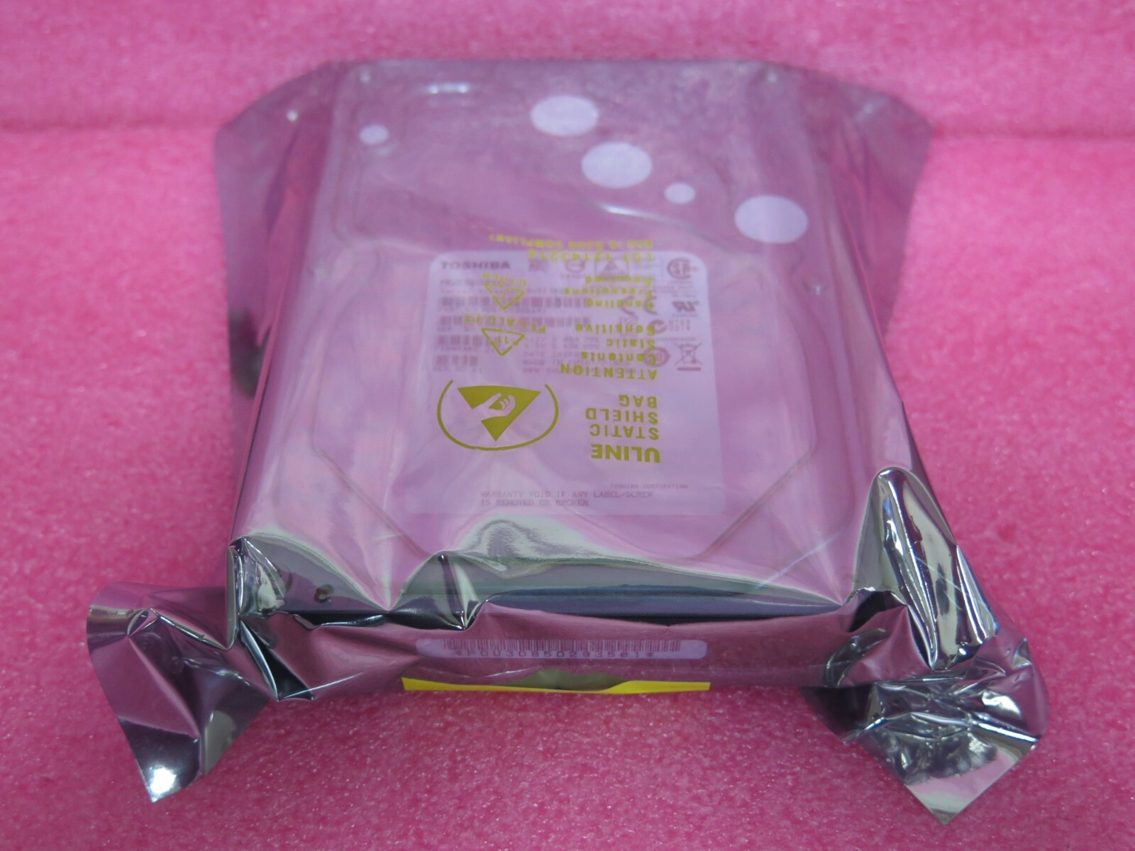 Toshiba Enterprise 1TB 7200RPM SAS 6Gbps 3.5" MK1001TRKB Hard Drive for Server