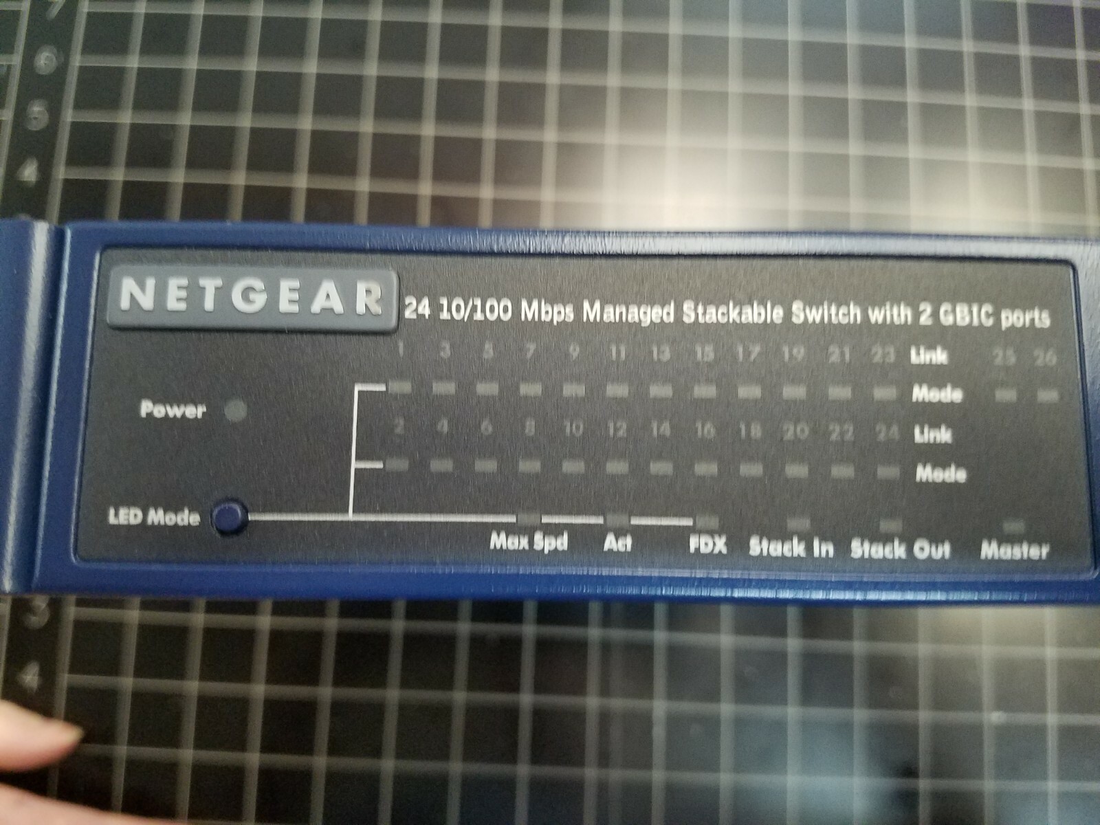 Netgear FSM726S 24 10/100 Mbps Managed Stackable Switch w/ 2 GBIC Ports