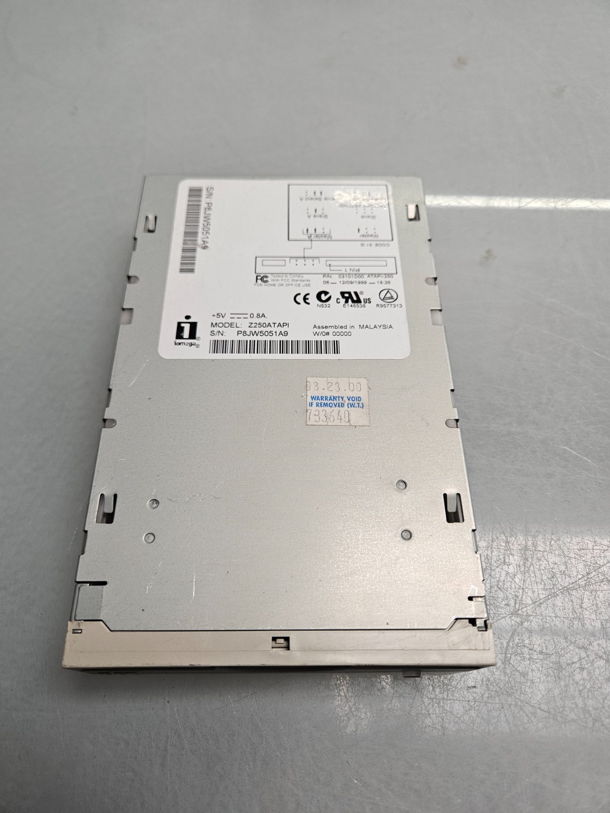 Iomega Z250ATAPI 3.5" 250MB Internal Zip 250 Drive